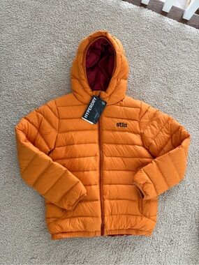Stio kids Bright Orange Hooded Puffer Jacket